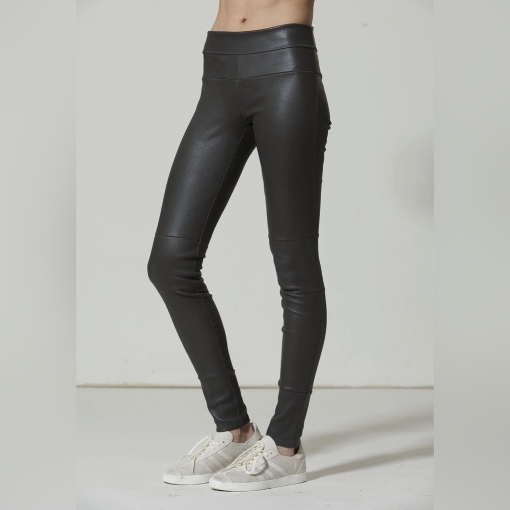 New Daryl K Iconic Stretch Lamb Leather Leggings in Steel Gray Sz 2 Ret $995
